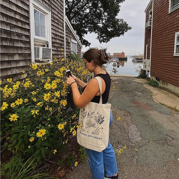 Meet your Posher, Savannah - Picture 1 of 1